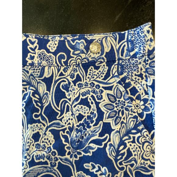 Rafaella Blue and White Floral print pull on shorts 12 NWOT - Picture 11 of 11